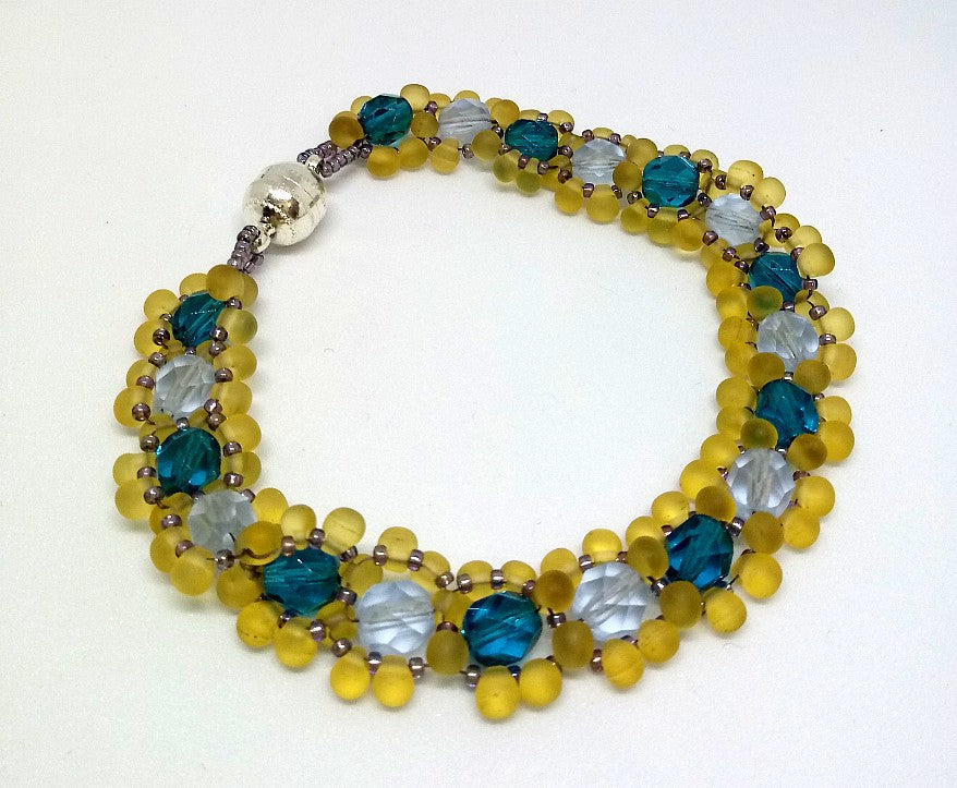 Daisy Drop Bracelet