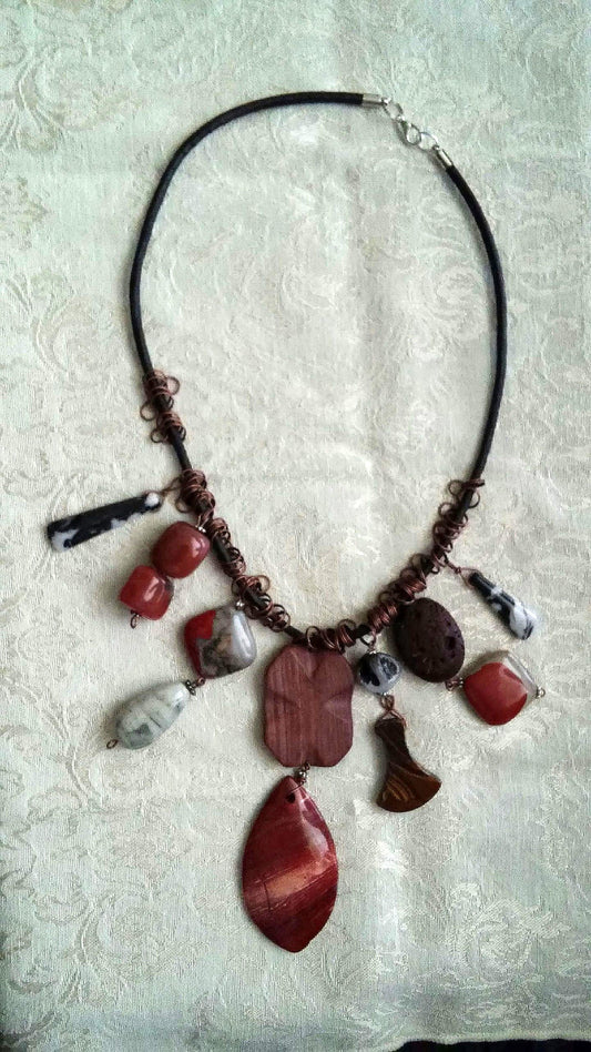 Earthy Stones Necklace