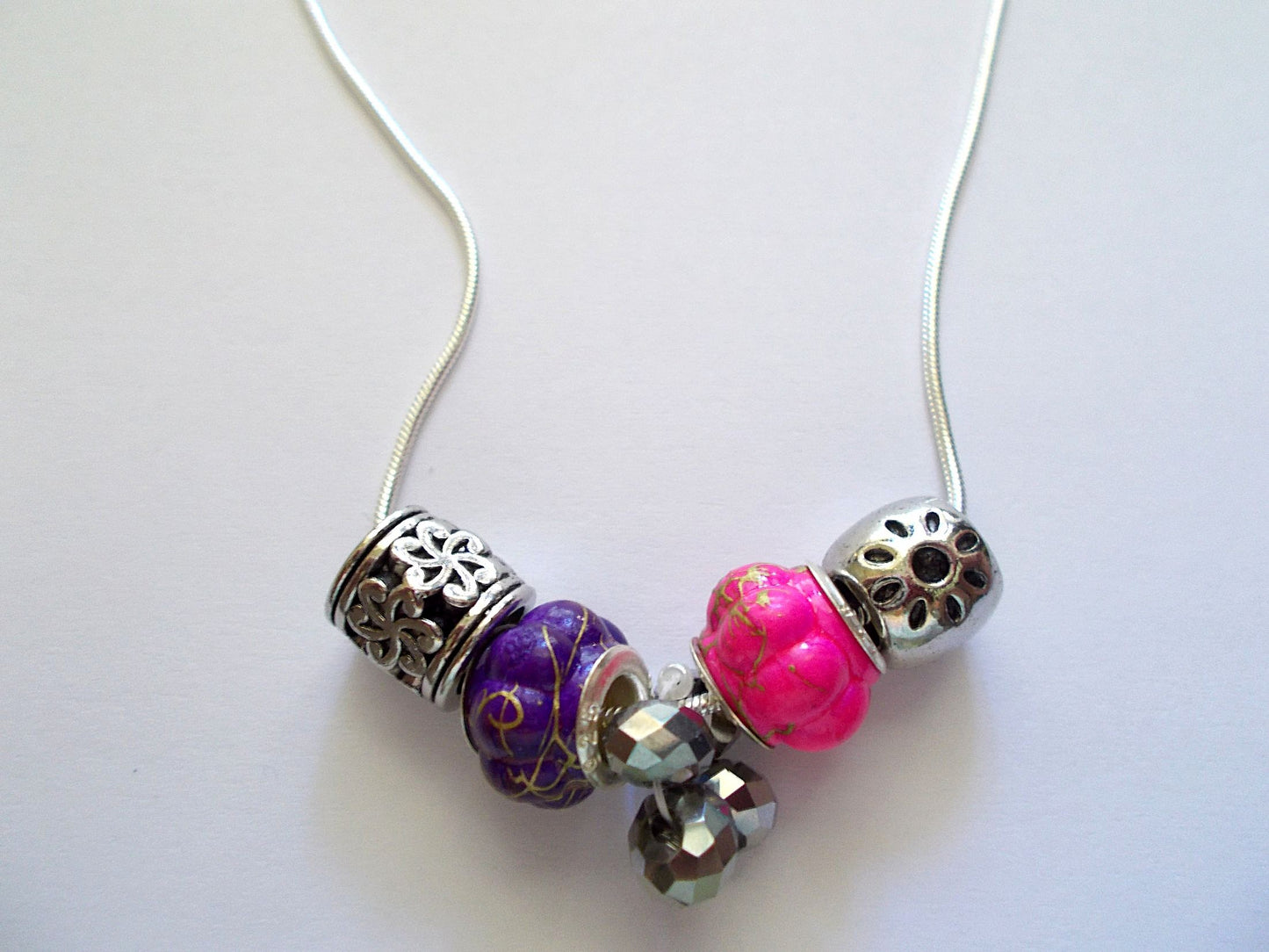 Silvery Finesse Necklace