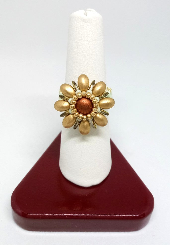 Lilly Petal Ring