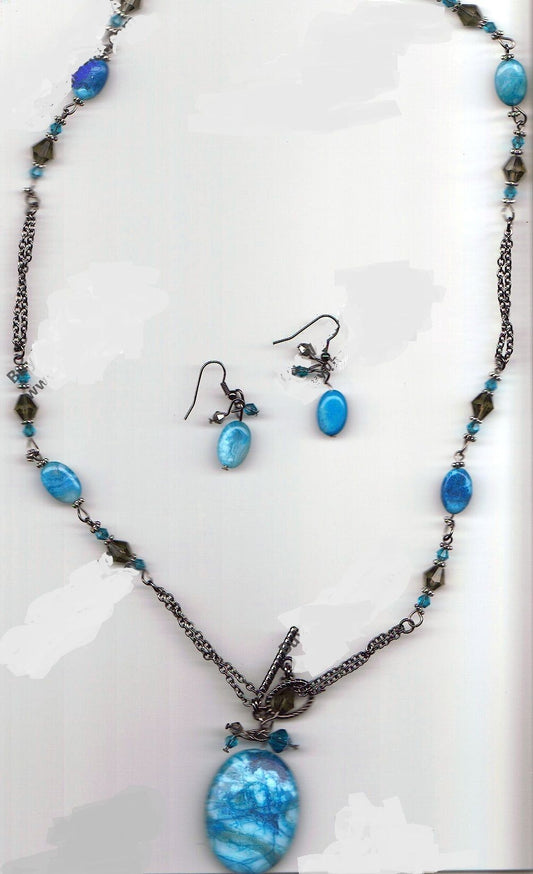 Linked In Blue Jewelry Set
