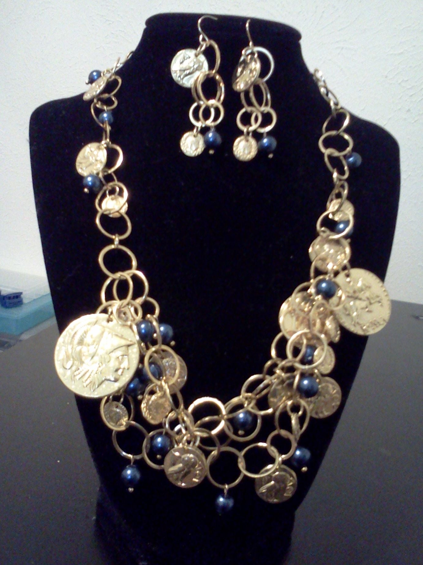 Royal Coins Jewelry Set