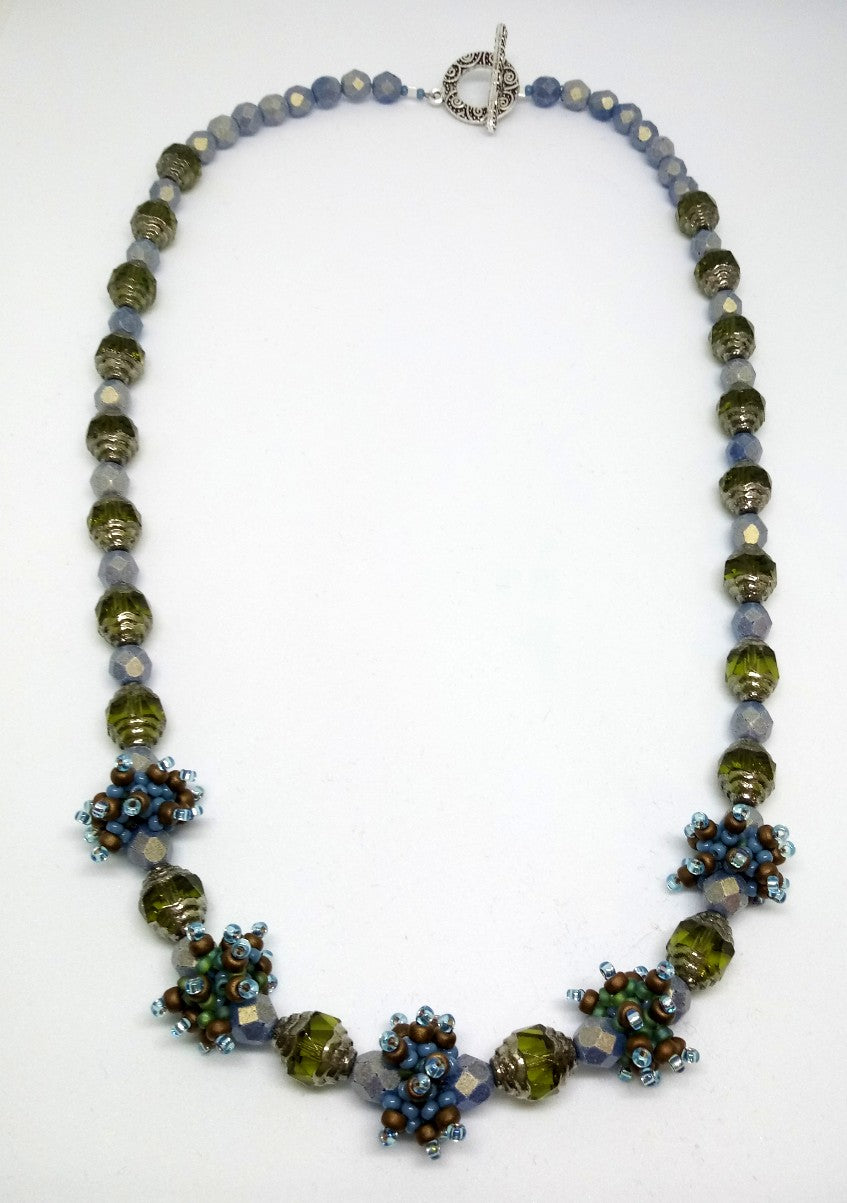 Wispy Beaded Bead Necklace