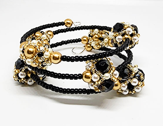 Elegant Beaded Beads Bracelet