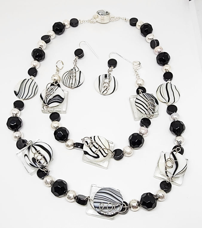 Zebra Chic Jewelry Set