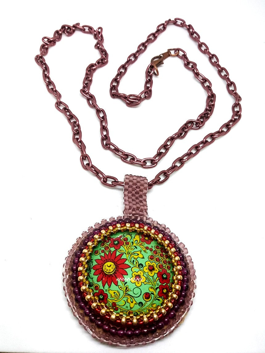 Folk Art Daisy Pendant Necklace