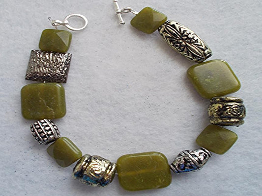 Green Serpentine Bracelet