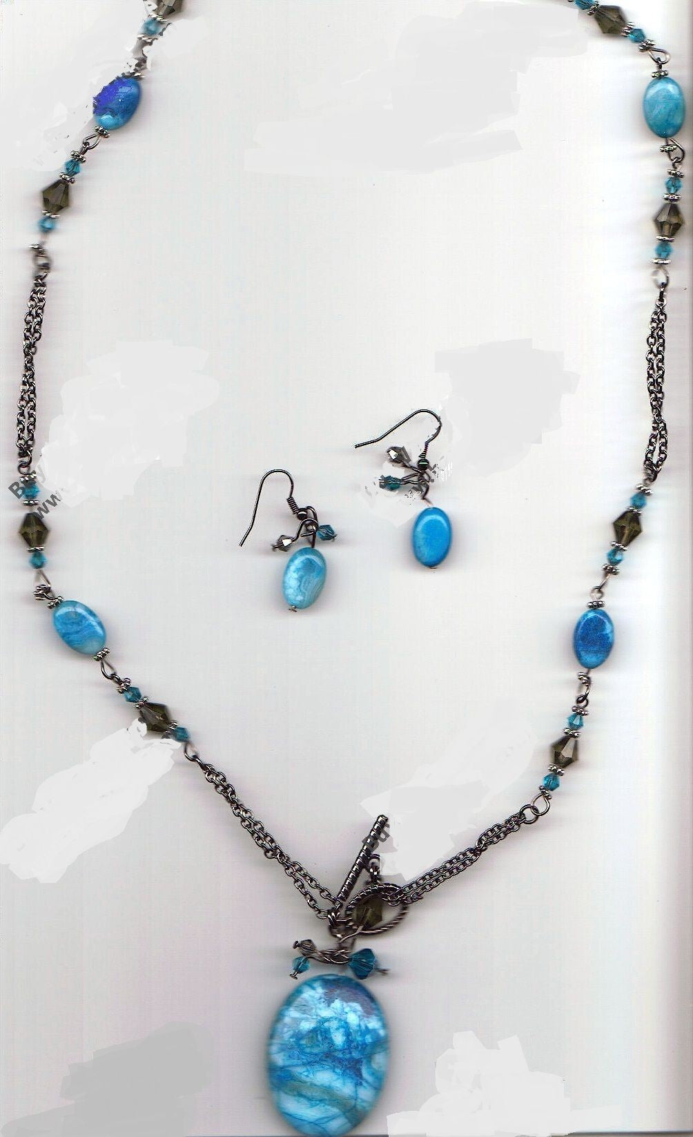 Linked In Blue Jewelry Set
